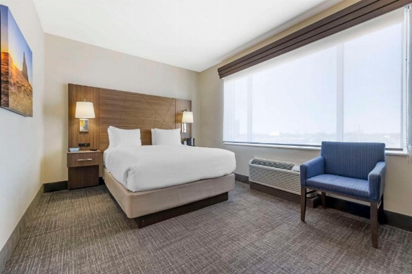 Comfort Inn image 16