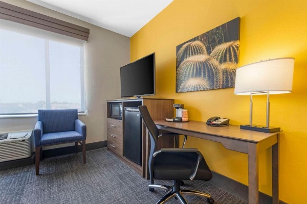 Comfort Inn image 18